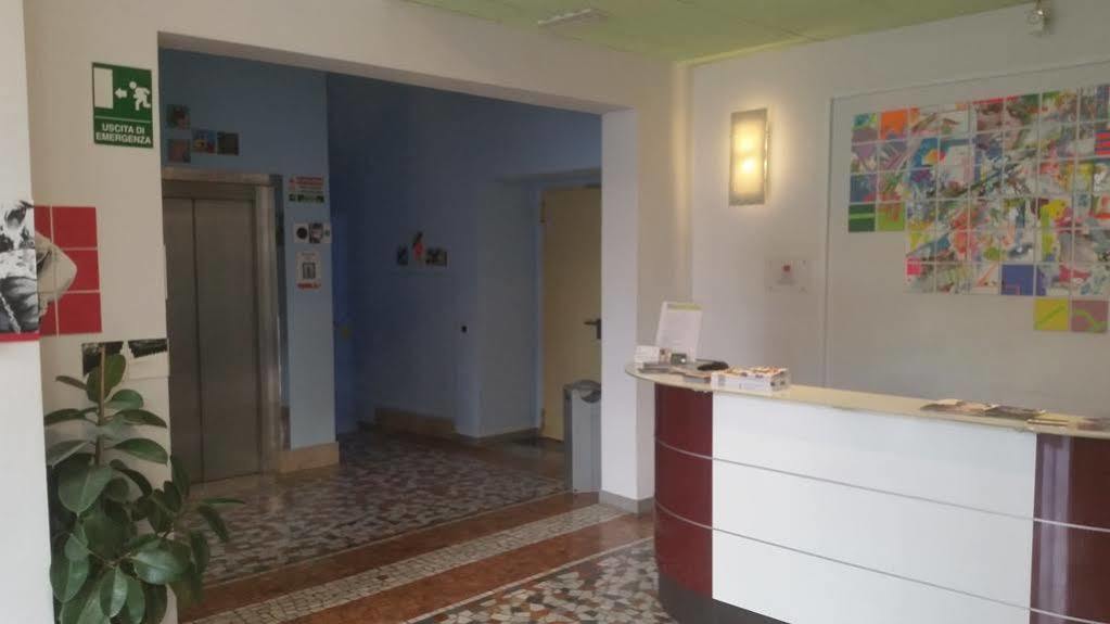 Ostello Di Vicenza Bagian luar foto